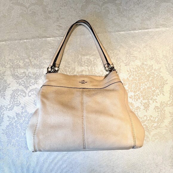 Coach Lexy Shoulder Bag – Chalk Pebble Leather Off White - Picture 2 of 15